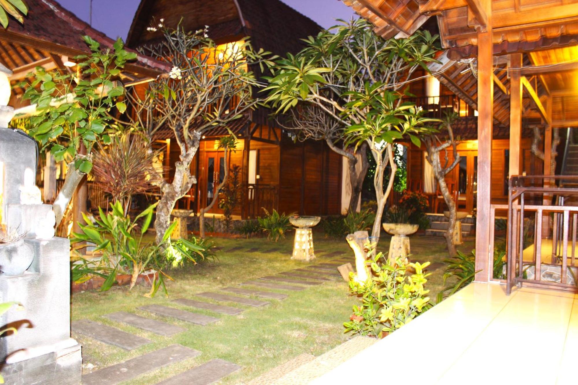 Boga Segara Villa And Resto Batununggul Екстериор снимка