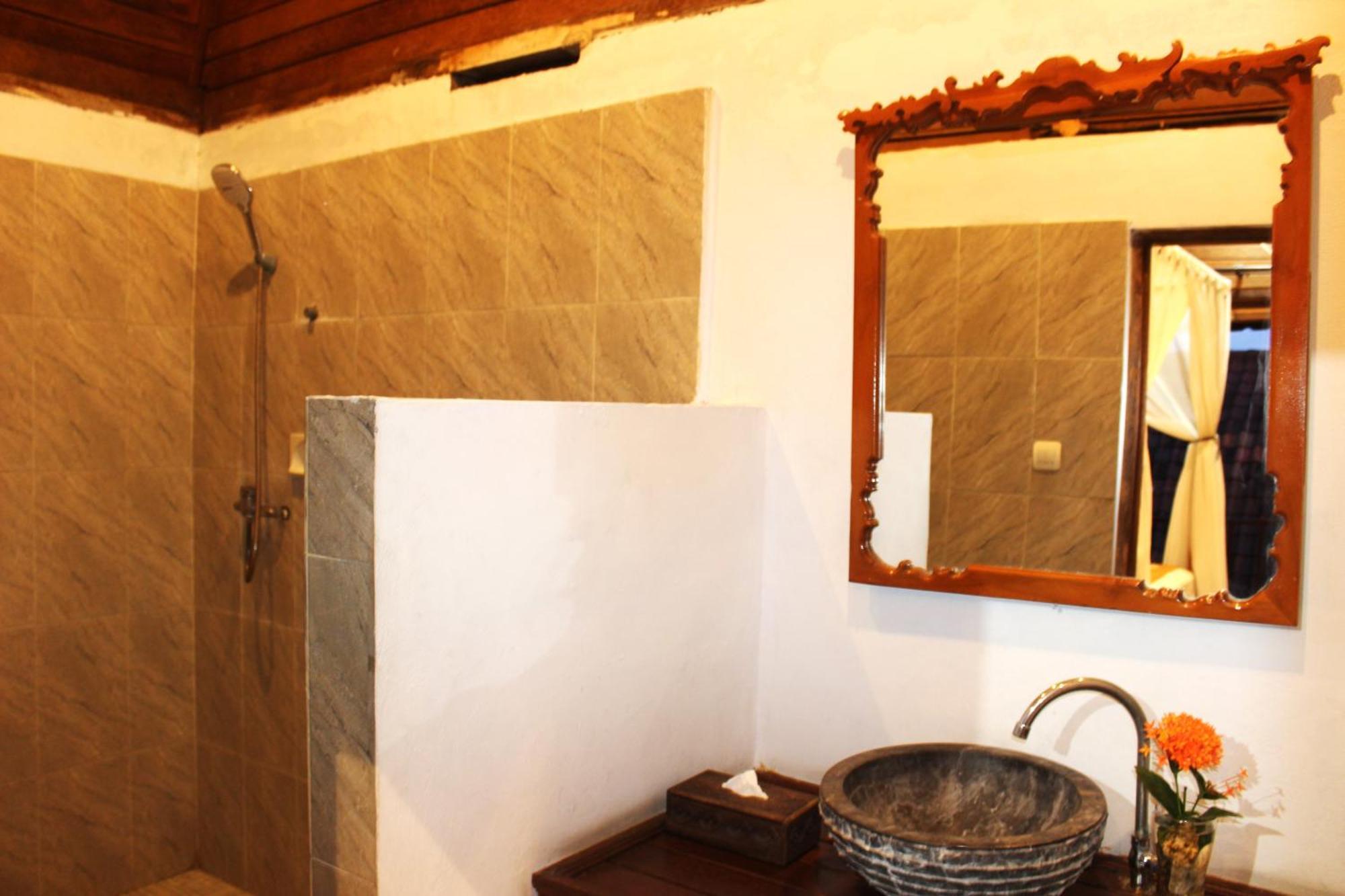Boga Segara Villa And Resto Batununggul Екстериор снимка