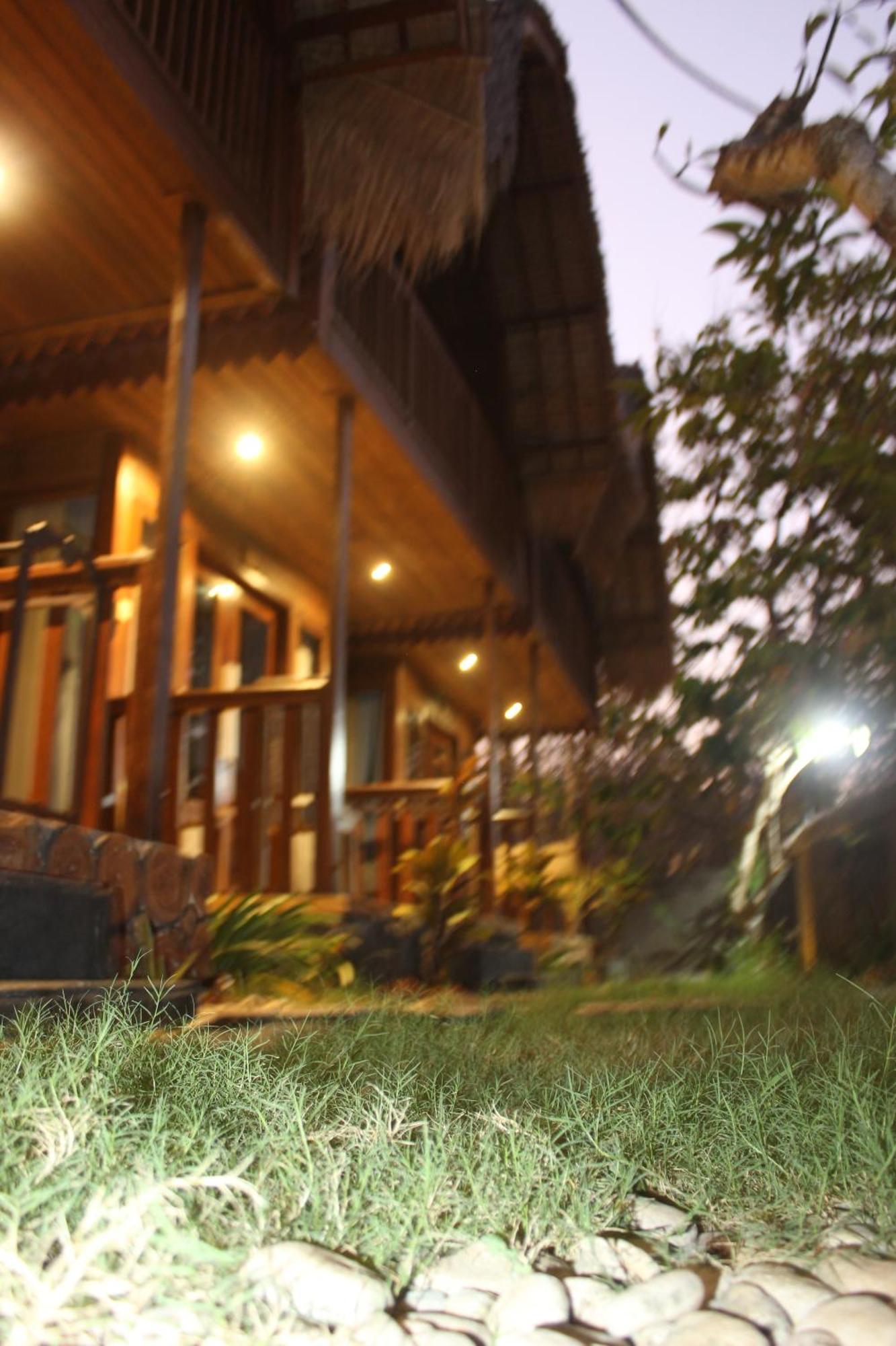 Boga Segara Villa And Resto Batununggul Екстериор снимка